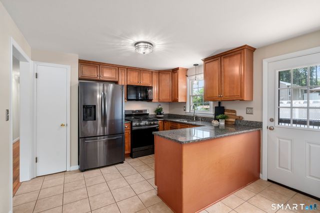 9 Gray Road, South Windsor, CT 06074