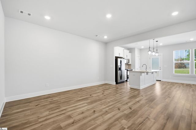 215 Keel Lane, Simpsonville, SC 29681