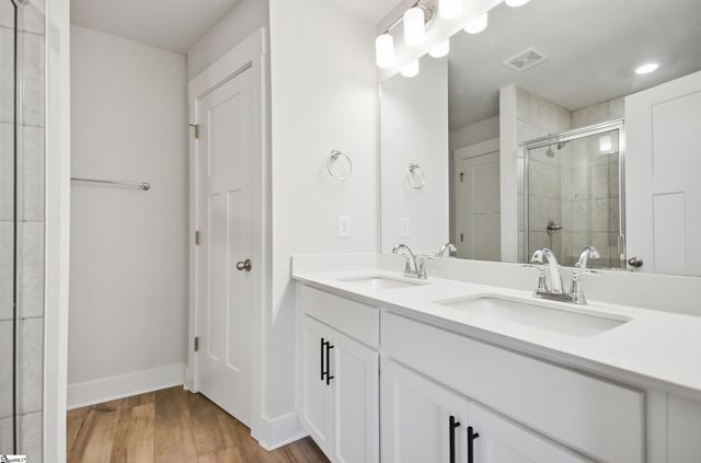 215 Keel Lane, Simpsonville, SC 29681