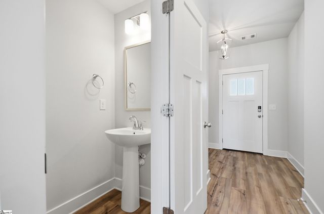 215 Keel Lane, Simpsonville, SC 29681