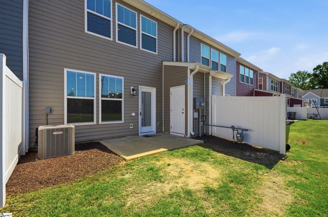 215 Keel Lane, Simpsonville, SC 29681