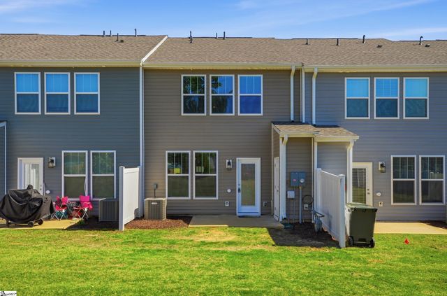 215 Keel Lane, Simpsonville, SC 29681