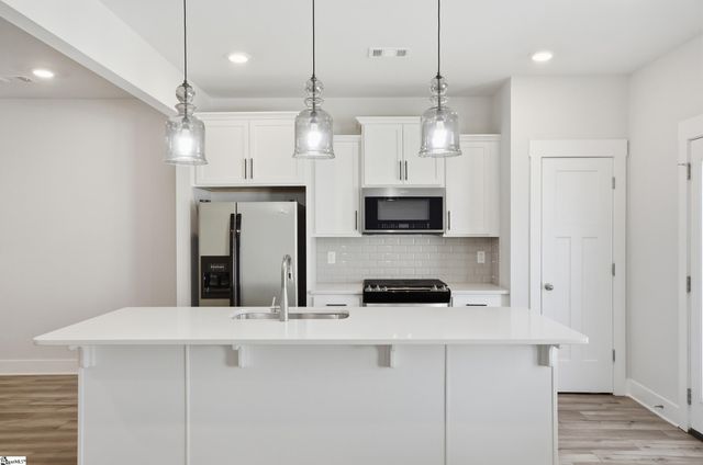 215 Keel Lane, Simpsonville, SC 29681