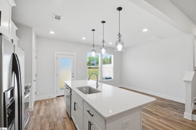 215 Keel Lane, Simpsonville, SC 29681