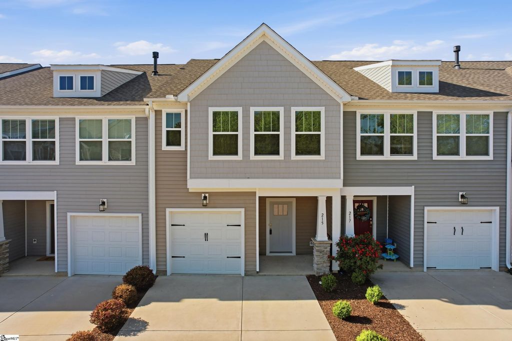 215 Keel Lane, Simpsonville, SC 29681