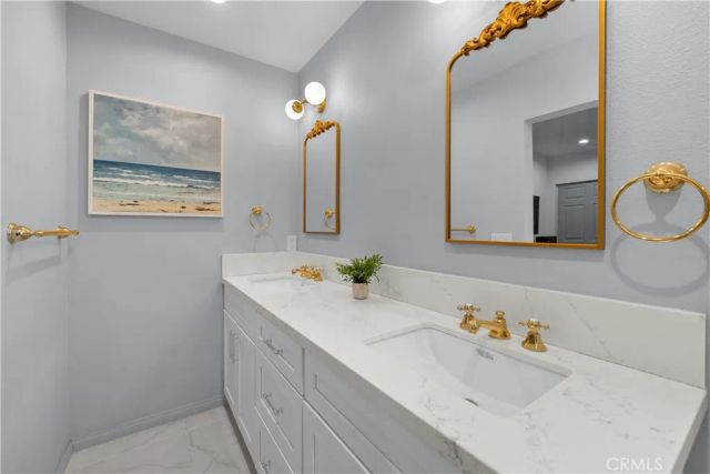 8054 Cedros, Panorama City, CA 91402