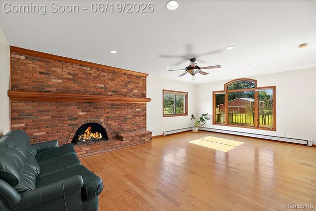 10324 Oakhill Road, Springfield Charter Township, MI 48442