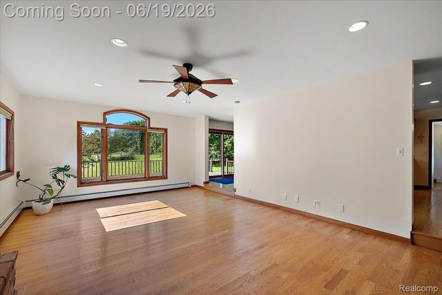 10324 Oakhill Road, Springfield Charter Township, MI 48442