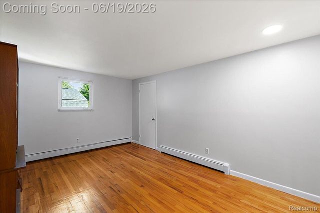 10324 Oakhill Road, Springfield Charter Township, MI 48442