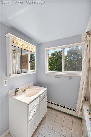 10324 Oakhill Road, Springfield Charter Township, MI 48442