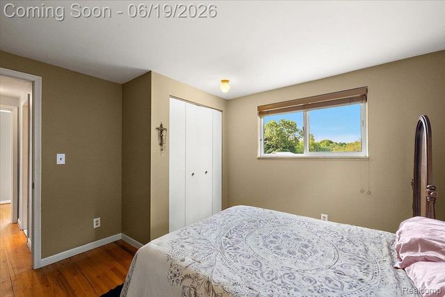 10324 Oakhill Road, Springfield Charter Township, MI 48442