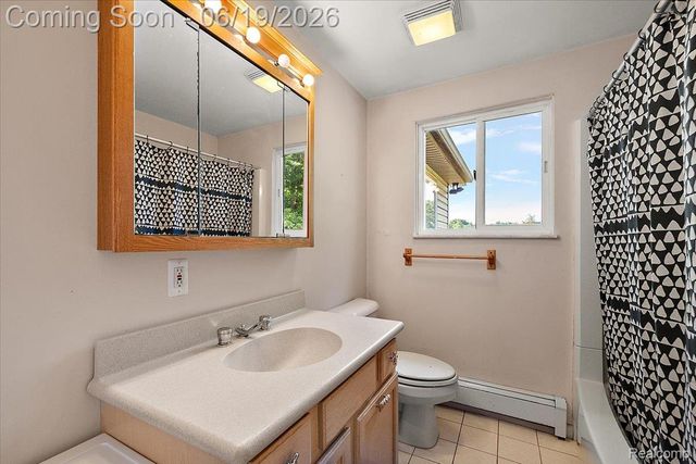 10324 Oakhill Road, Springfield Charter Township, MI 48442