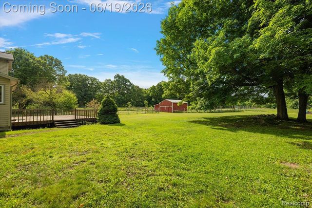 10324 Oakhill Road, Springfield Charter Township, MI 48442