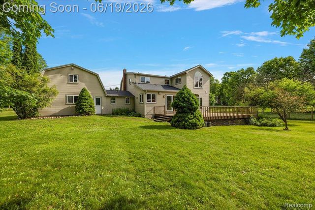 10324 Oakhill Road, Springfield Charter Township, MI 48442