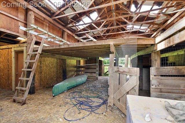 10324 Oakhill Road, Springfield Charter Township, MI 48442