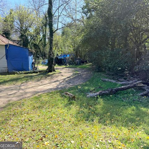 2221 Knott Street Lane, Macon, GA 31201