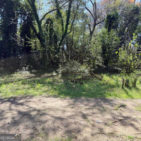 2221 Knott Street Lane, Macon, GA 31201