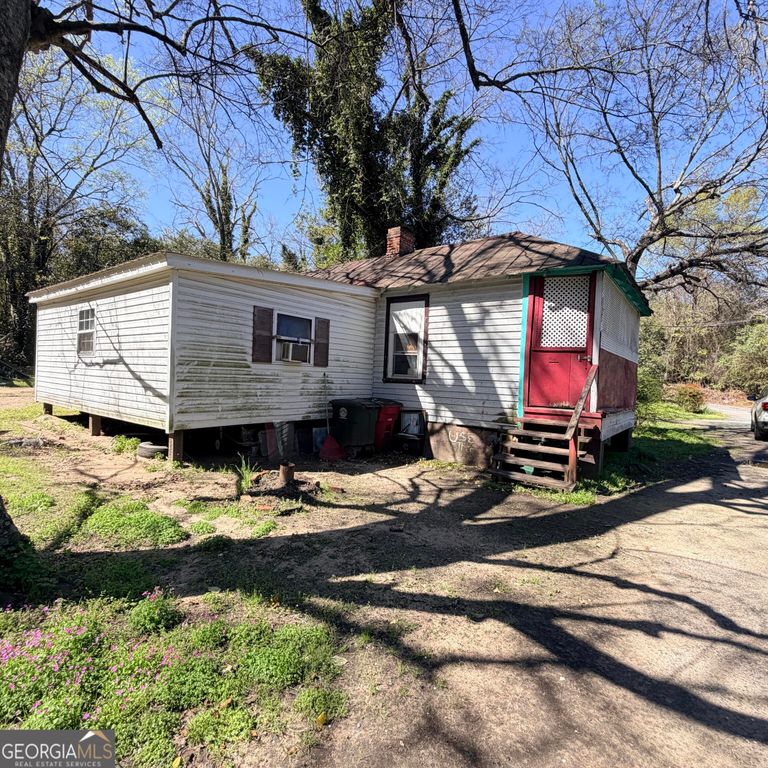 2221 Knott Street Lane, Macon, GA 31201