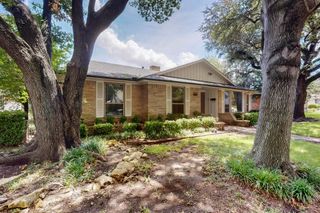 2026 Cedar Valley Lane, Dallas, TX 75232