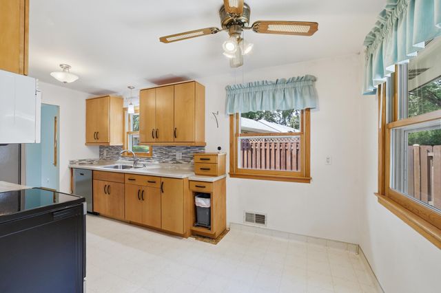 3110 W 82nd Street, Bloomington, MN 55431