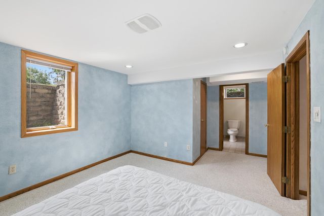 3110 W 82nd Street, Bloomington, MN 55431