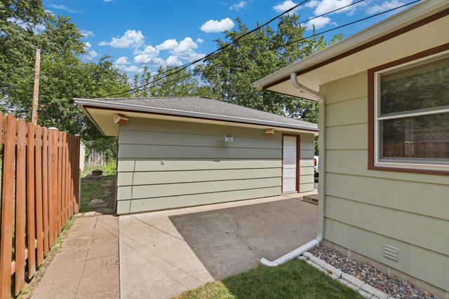 3110 W 82nd Street, Bloomington, MN 55431