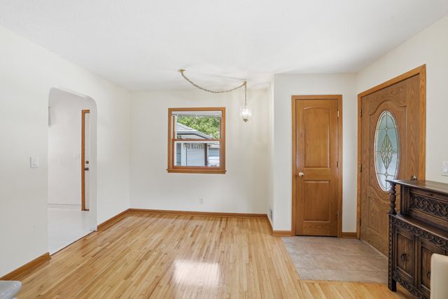3110 W 82nd Street, Bloomington, MN 55431