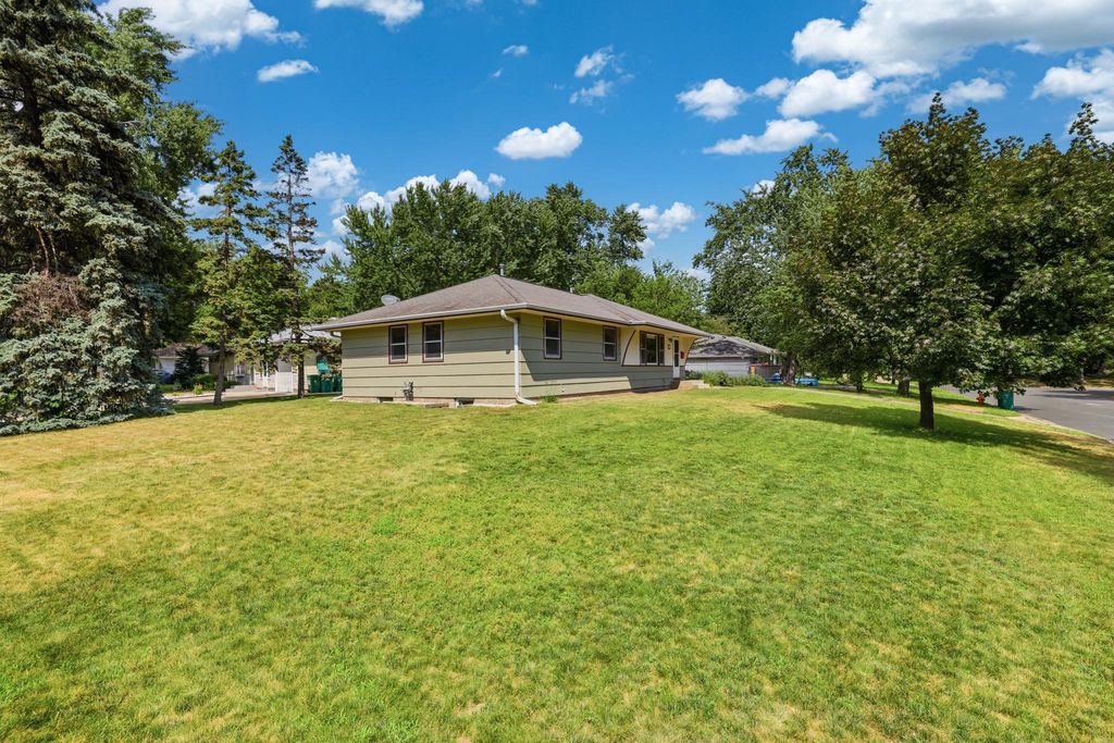 3110 W 82nd Street, Bloomington, MN 55431 — photo 3