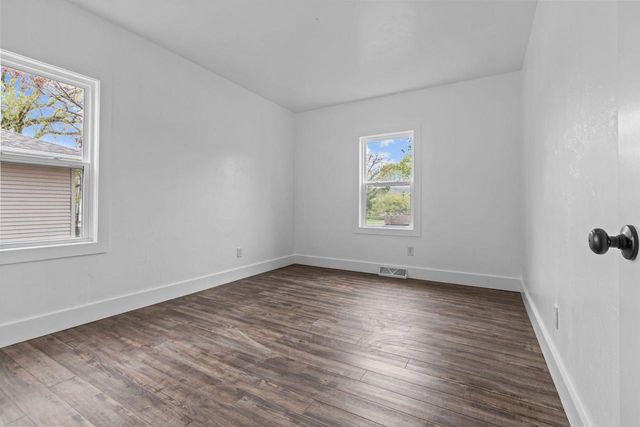 1034 ADAMS AVENUE, Oshkosh, WI 54902