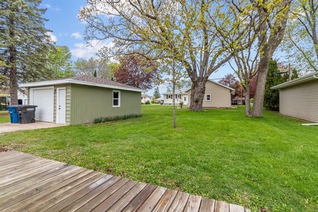 1034 ADAMS AVENUE, Oshkosh, WI 54902