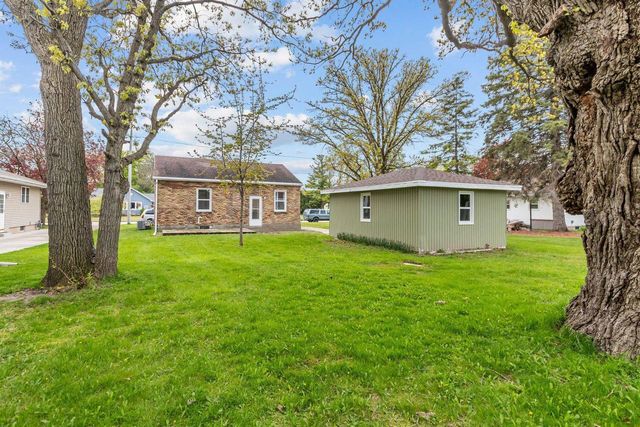 1034 ADAMS AVENUE, Oshkosh, WI 54902
