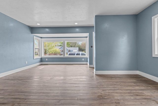 1034 ADAMS AVENUE, Oshkosh, WI 54902