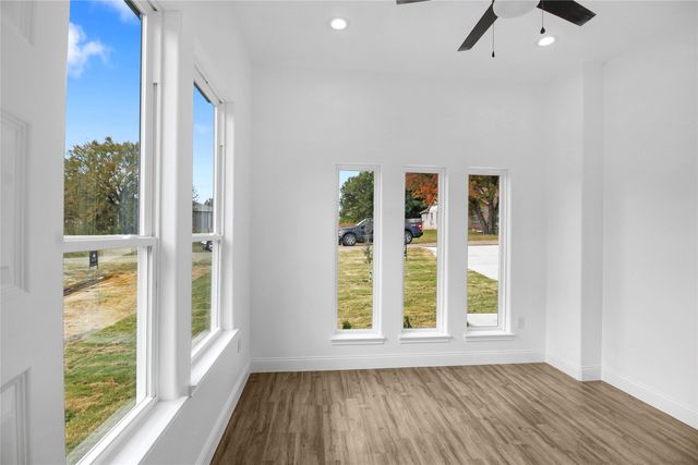 310 Outboard Drive, Gun Barrel City, TX 75156