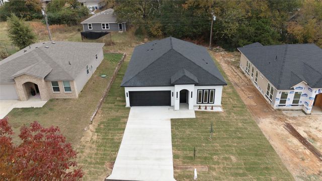 310 Outboard Drive, Gun Barrel City, TX 75156