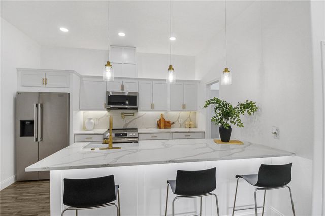 310 Outboard Drive, Gun Barrel City, TX 75156