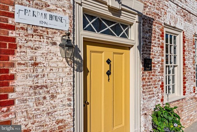 301 E GERMAN ST, Shepherdstown, WV 25443