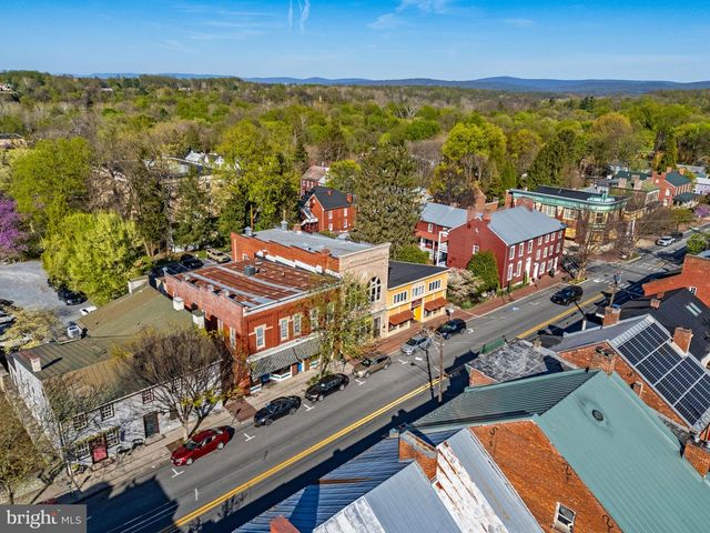 301 E GERMAN ST, Shepherdstown, WV 25443