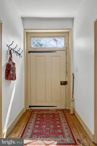 301 E GERMAN ST, Shepherdstown, WV 25443