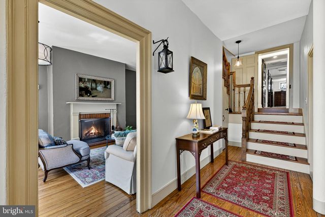 301 E GERMAN ST, Shepherdstown, WV 25443