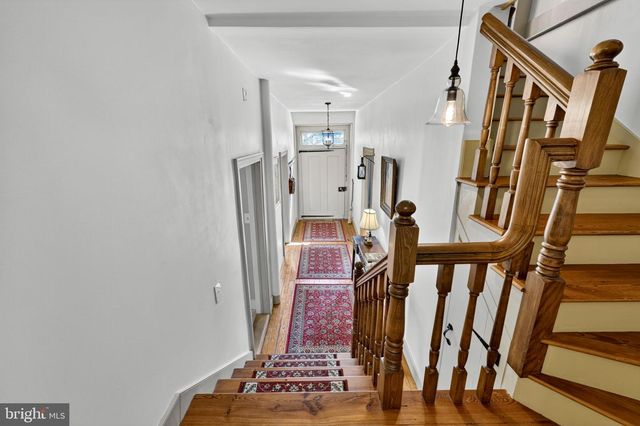 301 E GERMAN ST, Shepherdstown, WV 25443