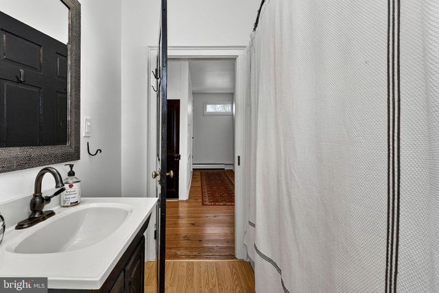 301 E GERMAN ST, Shepherdstown, WV 25443