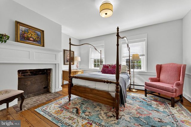 301 E GERMAN ST, Shepherdstown, WV 25443