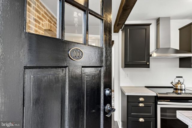 301 E GERMAN ST, Shepherdstown, WV 25443