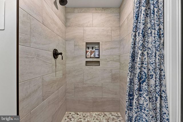 301 E GERMAN ST, Shepherdstown, WV 25443