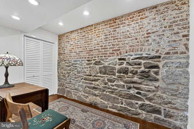 301 E GERMAN ST, Shepherdstown, WV 25443