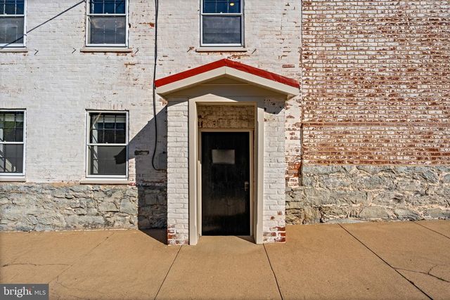 301 E GERMAN ST, Shepherdstown, WV 25443