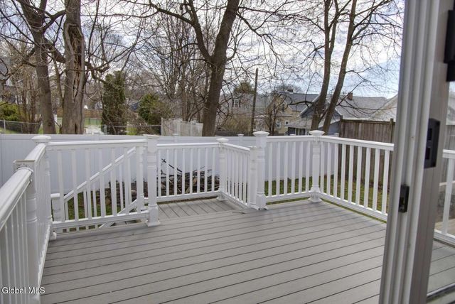 16 Kemp Avenue, Brunswick, NY 12180