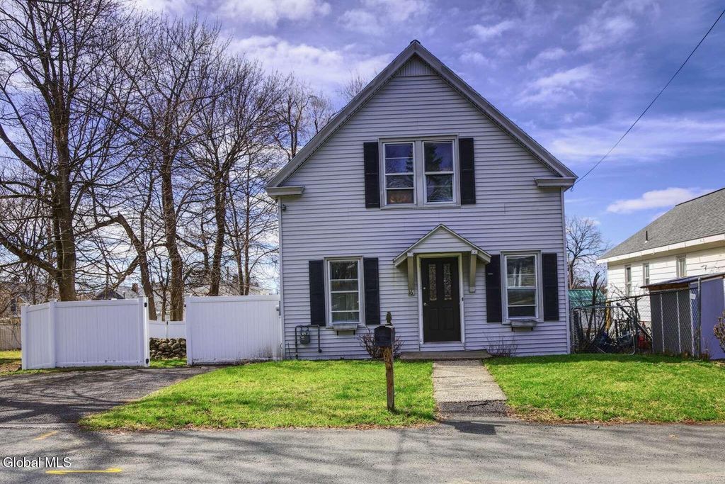16 Kemp Avenue, Brunswick, NY 12180