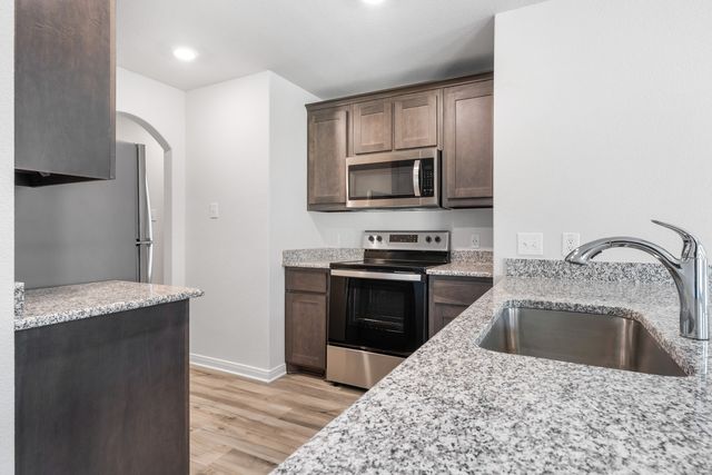 6318 Crosswood Lane, Dallas, TX 75241