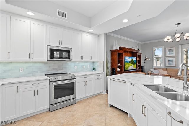 1104 6th ST S 1, Naples, FL 34102